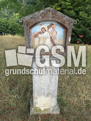 Kreuzweg Station -2.jpg